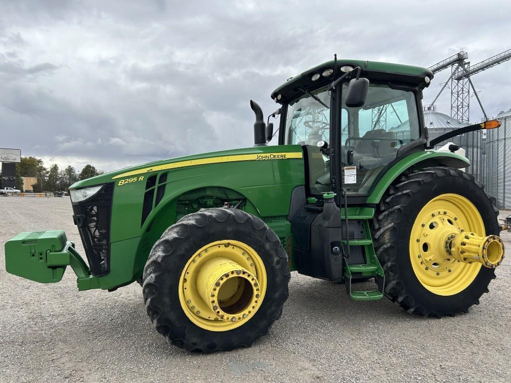 Image of John Deere 8295R Primary image