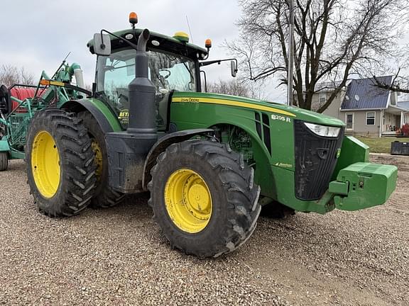 Image of John Deere 8295R equipment image 1