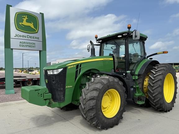 Image of John Deere 8295R equipment image 3