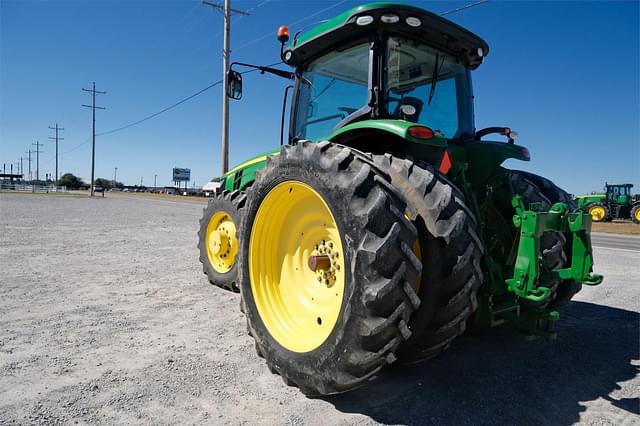 Image of John Deere 8295R equipment image 2