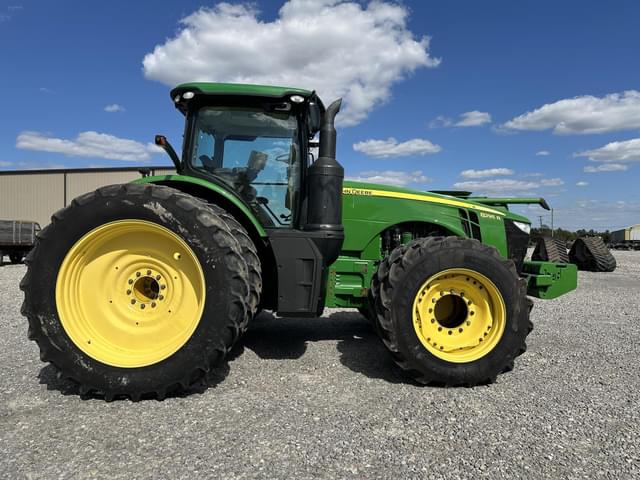 Image of John Deere 8295R equipment image 1
