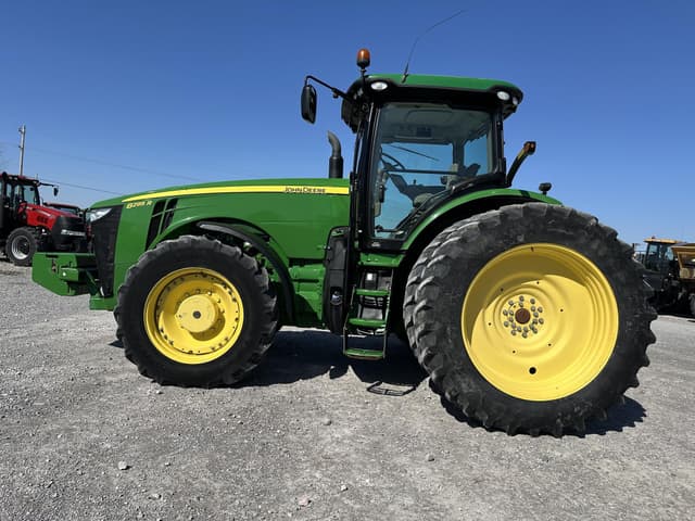Image of John Deere 8295R equipment image 2