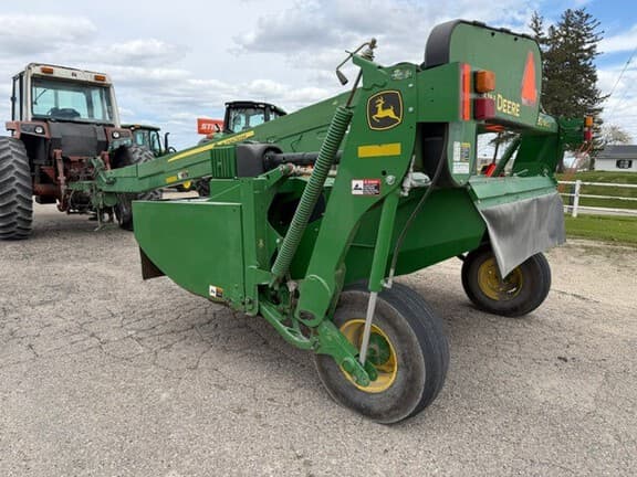 Image of John Deere 830 equipment image 2