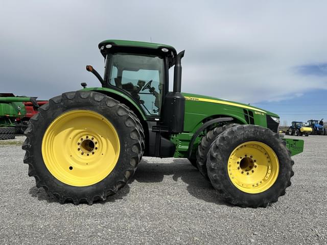 Image of John Deere 8310R equipment image 3
