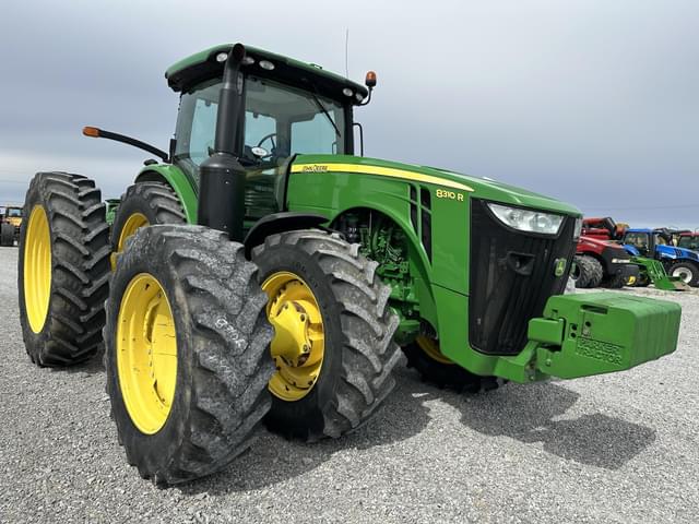 Image of John Deere 8310R equipment image 1