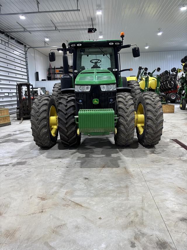 Image of John Deere 8310R equipment image 1