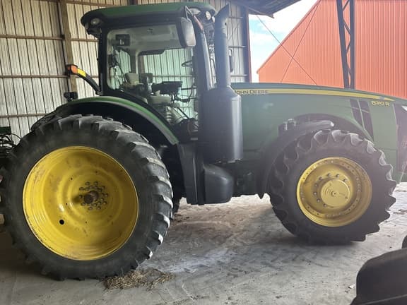 Image of John Deere 8310R equipment image 1