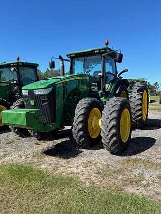 Image of John Deere 8310R equipment image 3