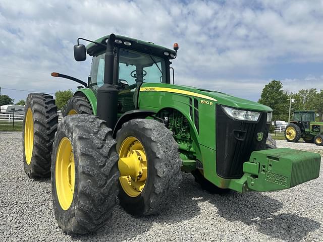 Image of John Deere 8310R equipment image 1