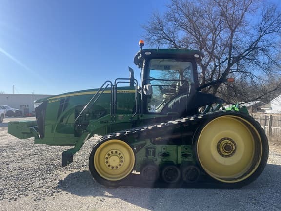 Image of John Deere 8310RT equipment image 4