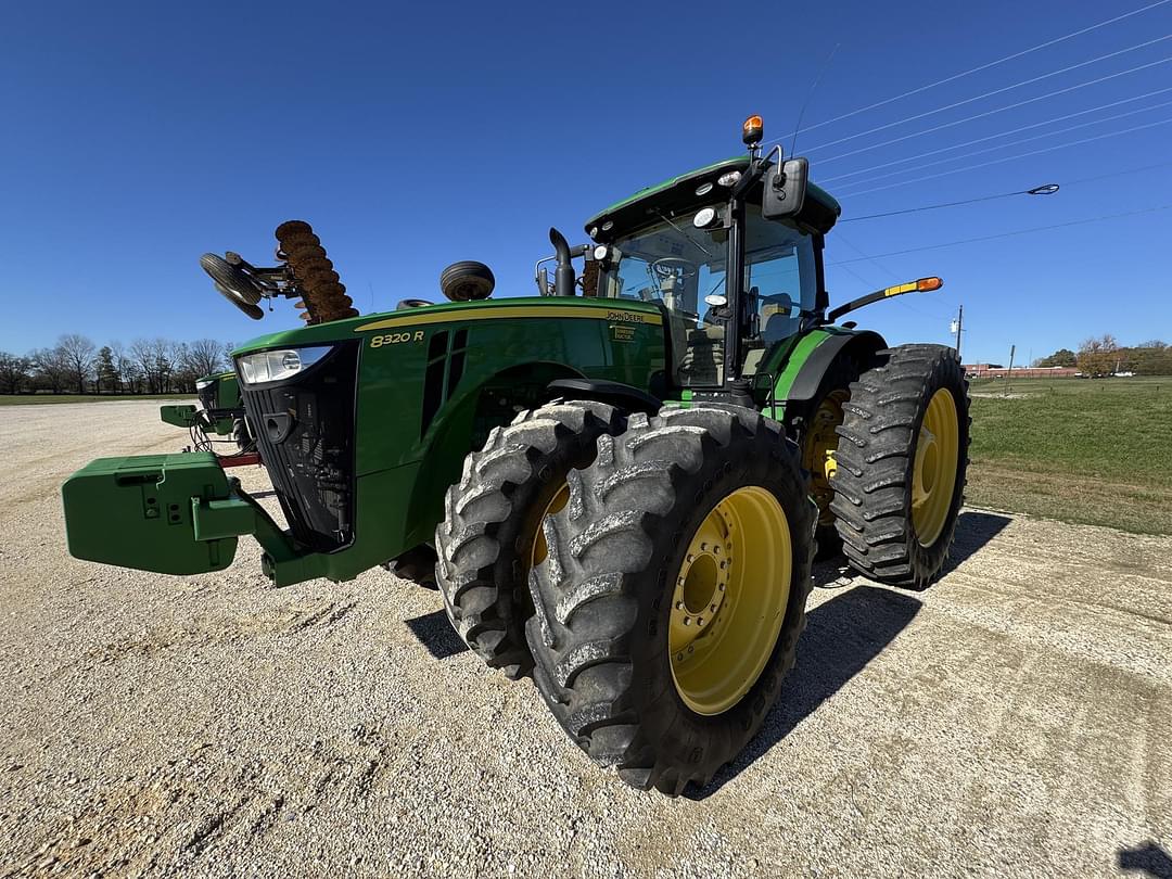 Image of John Deere 8320R Primary image