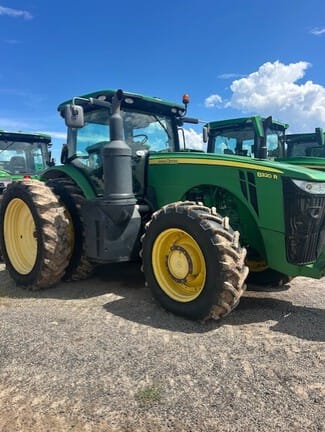 2014 John Deere 8320R Equipment Image0