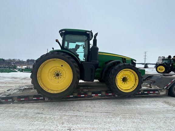 Image of John Deere 8320R equipment image 2