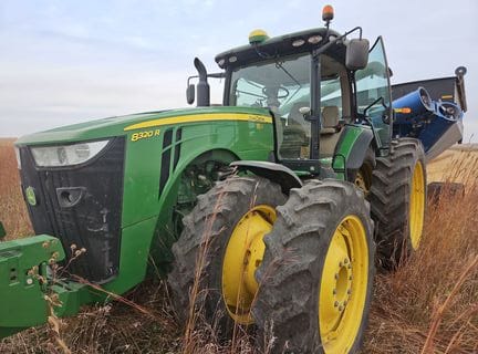 Main image John Deere 8320R