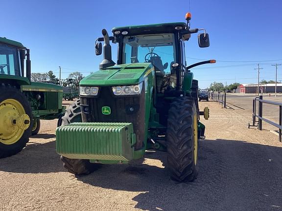 Image of John Deere 8320R equipment image 1