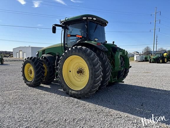 Image of John Deere 8320R equipment image 2