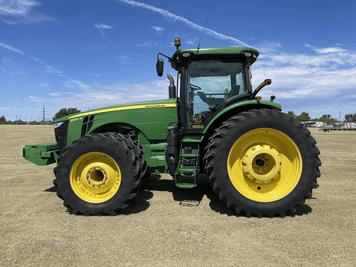 Main image John Deere 8320R