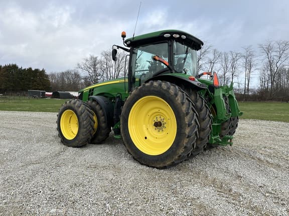 Image of John Deere 8320R equipment image 3