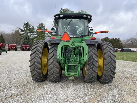 Image of John Deere 8320R equipment image 4