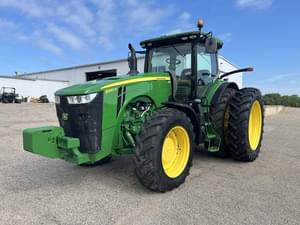 2014 John Deere 8320R Image