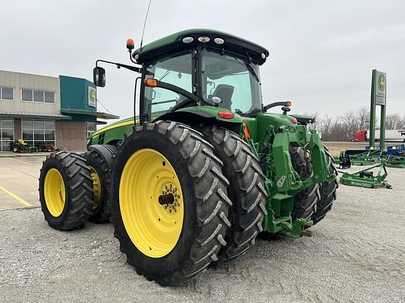 Image of John Deere 8320R equipment image 4