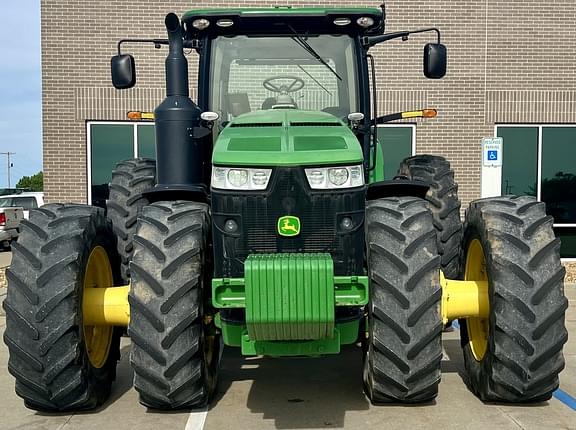 Image of John Deere 8320R equipment image 4