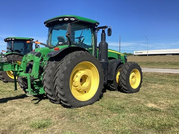 Image of John Deere 8320R equipment image 3