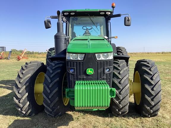 Image of John Deere 8320R equipment image 1