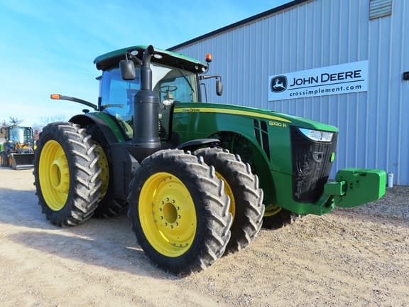 Image of John Deere 8320R equipment image 1