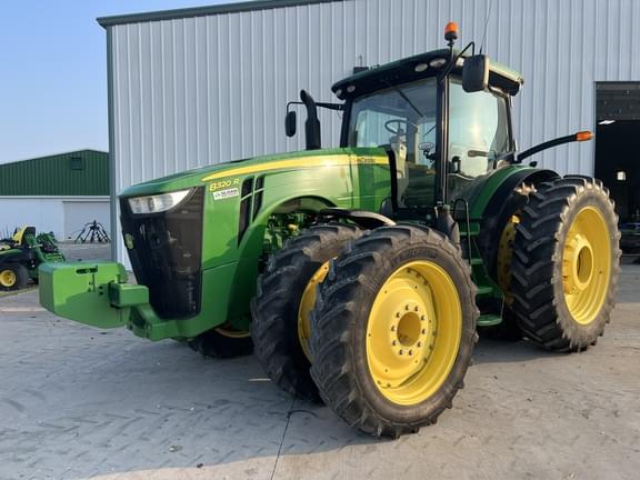 Image of John Deere 8320R equipment image 1
