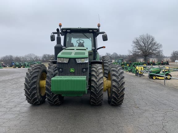 Image of John Deere 8320R equipment image 4