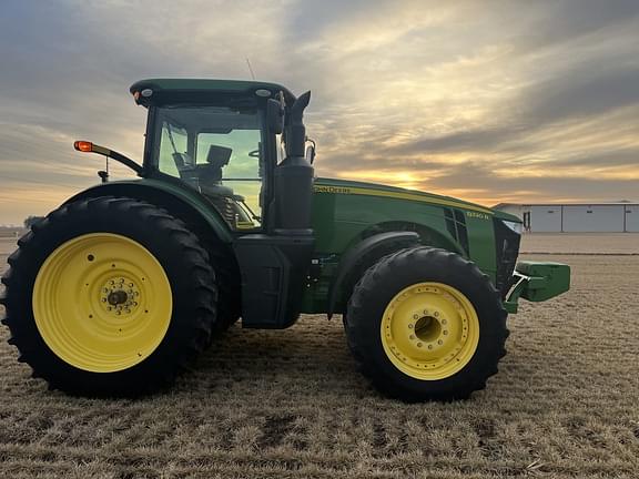 Image of John Deere 8320R equipment image 2