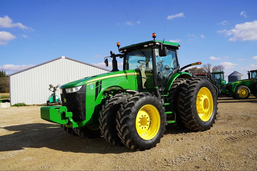 Image of John Deere 8320R Primary image