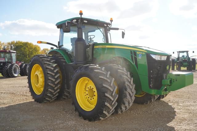 Image of John Deere 8320R equipment image 1