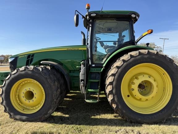 Image of John Deere 8320R equipment image 2