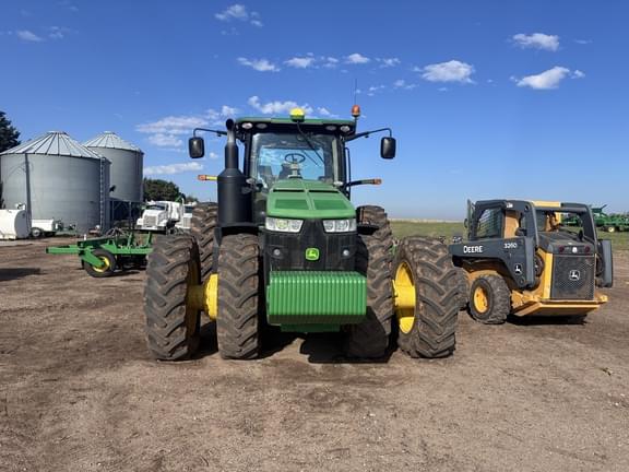 Image of John Deere 8320R equipment image 4