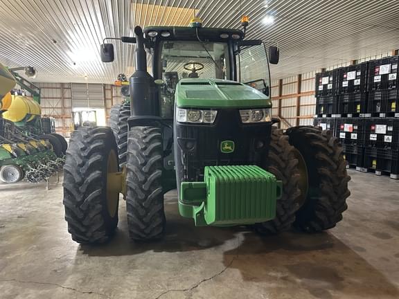 Image of John Deere 8320R equipment image 1