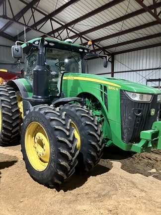 Image of John Deere 8320R equipment image 1