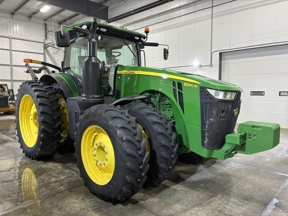 Image of John Deere 8320R equipment image 4