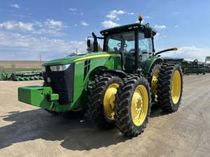 2014 John Deere 8320R Image