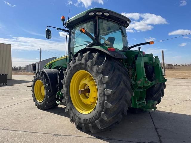 Image of John Deere 8320R equipment image 4