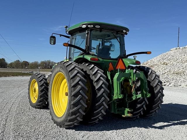 Image of John Deere 8320R equipment image 4