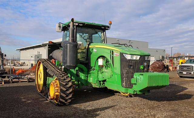 Image of John Deere 8320RT equipment image 3