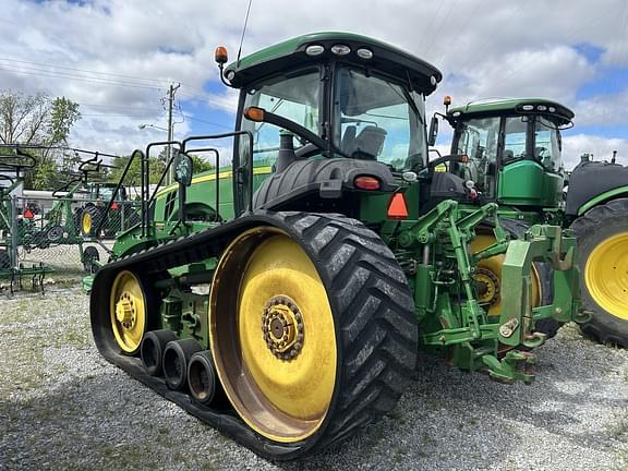 Image of John Deere 8320RT equipment image 4