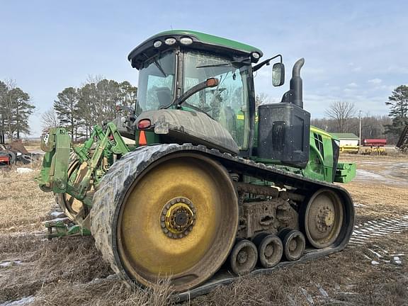 Image of John Deere 8320RT equipment image 4