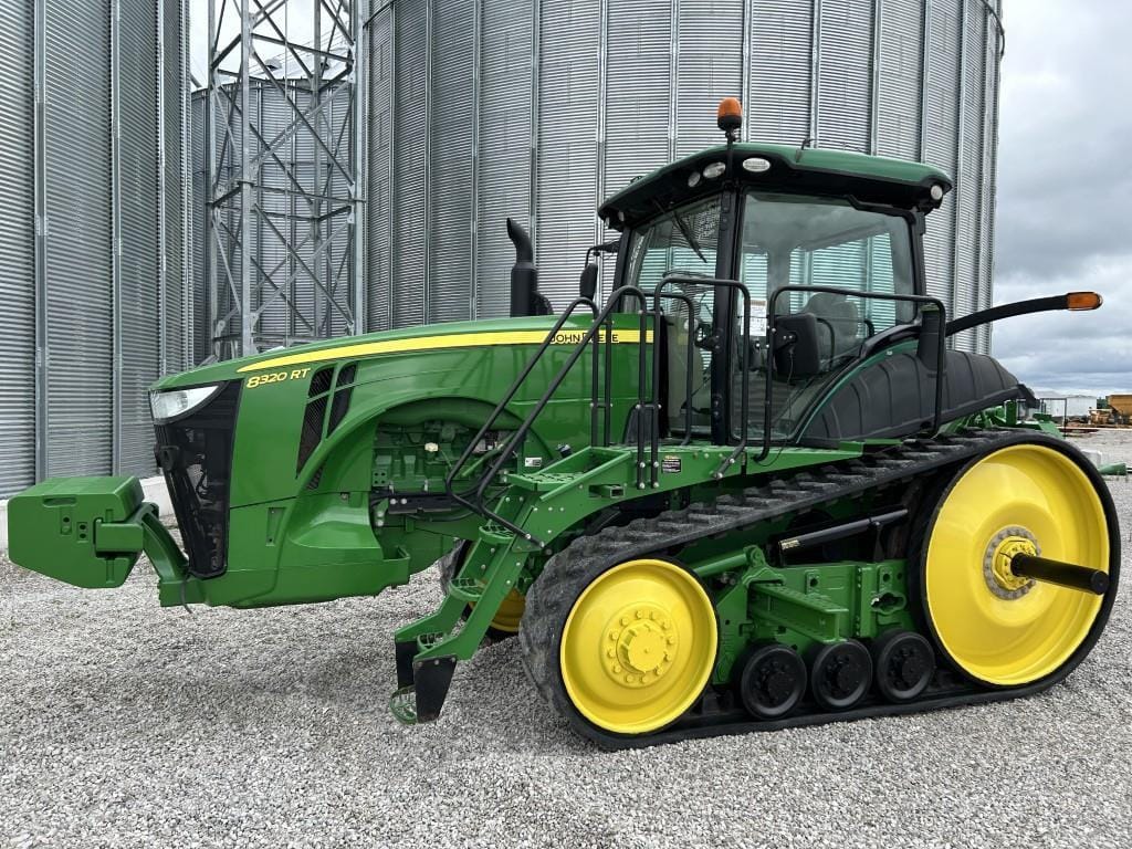2014 John Deere 8320RT Equipment Image0