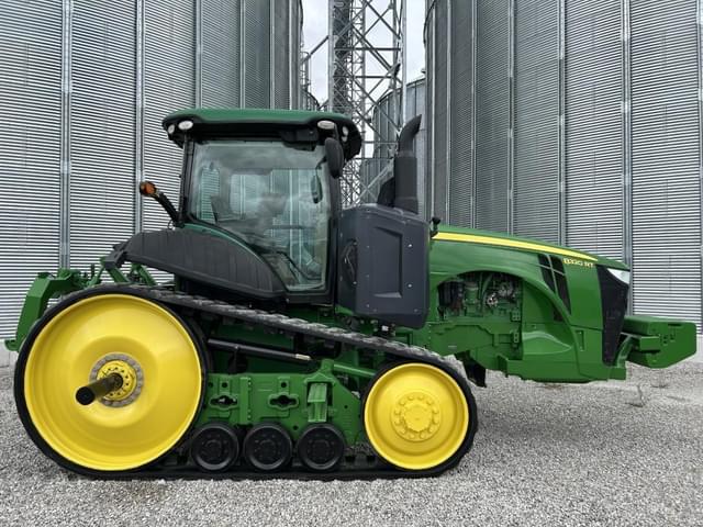 Image of John Deere 8320RT equipment image 3