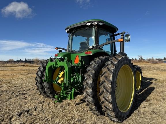 Image of John Deere 8335R equipment image 3