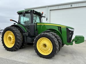 2014 John Deere 8335R Image