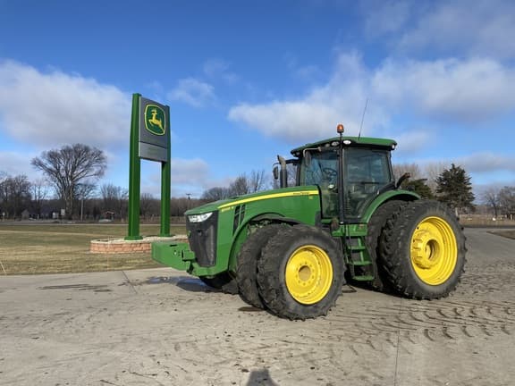 Image of John Deere 8335R Primary image